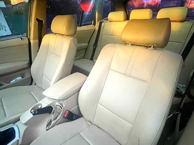 Черный БМВ Х3, объемом двигателя 2 л и пробегом 342 тыс. км за 11000 $, фото 7 на Automoto.ua