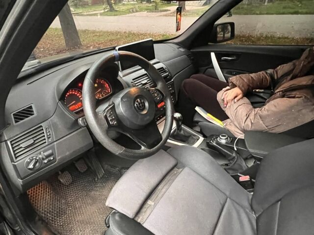 Черный БМВ Х3, объемом двигателя 2 л и пробегом 278 тыс. км за 5600 $, фото 5 на Automoto.ua