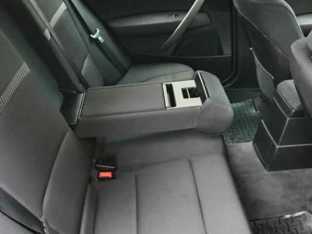 Черный БМВ Х3, объемом двигателя 2 л и пробегом 356 тыс. км за 7000 $, фото 4 на Automoto.ua