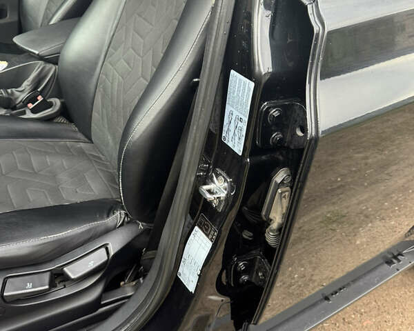 Черный БМВ Х3, объемом двигателя 2 л и пробегом 370 тыс. км за 9000 $, фото 7 на Automoto.ua