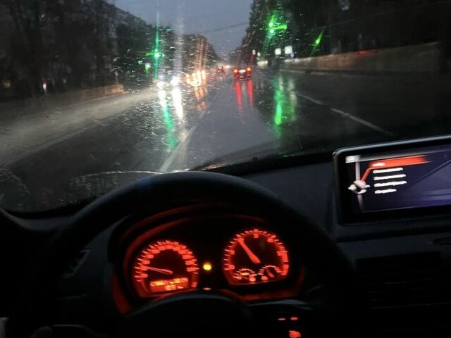 Черный БМВ Х3, объемом двигателя 2 л и пробегом 278 тыс. км за 5600 $, фото 8 на Automoto.ua