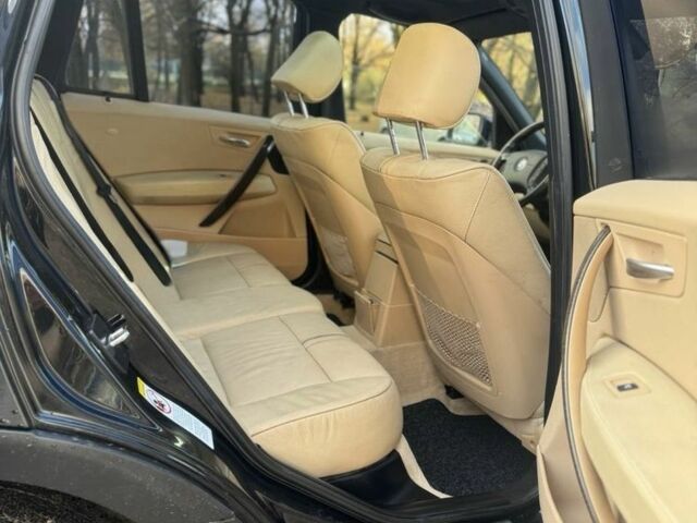 Черный БМВ Х3, объемом двигателя 3 л и пробегом 290 тыс. км за 4600 $, фото 6 на Automoto.ua