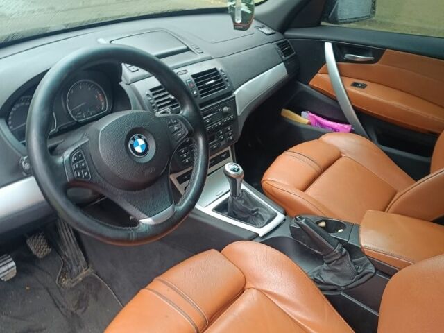 Черный БМВ Х3, объемом двигателя 3 л и пробегом 292 тыс. км за 8700 $, фото 16 на Automoto.ua