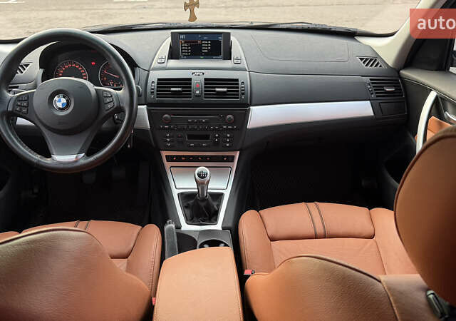 Черный БМВ Х3, объемом двигателя 2 л и пробегом 218 тыс. км за 9650 $, фото 4 на Automoto.ua