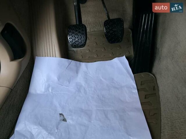 Чорний БМВ Х3, об'ємом двигуна 2 л та пробігом 249 тис. км за 8333 $, фото 104 на Automoto.ua