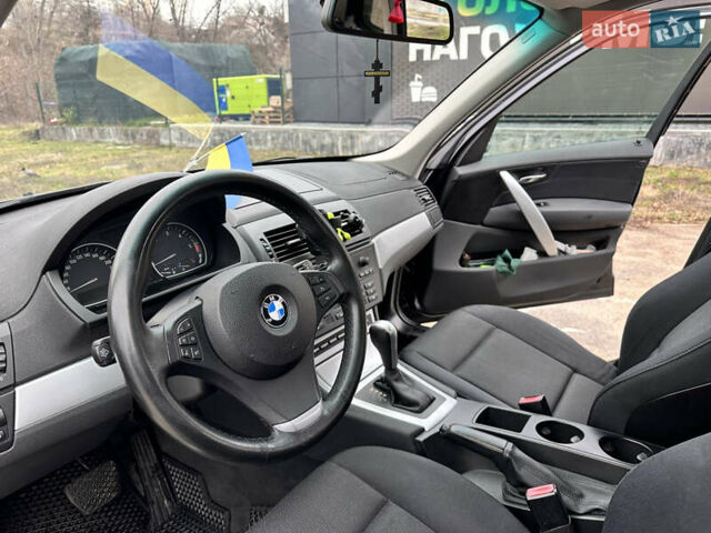 Черный БМВ Х3, объемом двигателя 2 л и пробегом 285 тыс. км за 9200 $, фото 6 на Automoto.ua