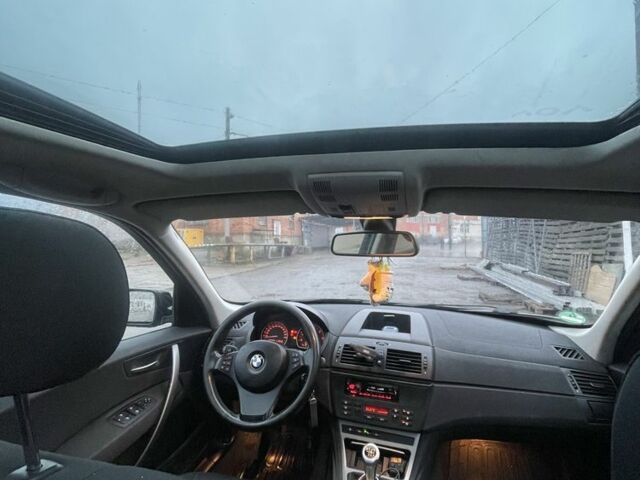 Чорний БМВ Х3, об'ємом двигуна 2 л та пробігом 270 тис. км за 5500 $, фото 4 на Automoto.ua