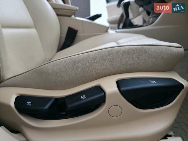 Чорний БМВ Х3, об'ємом двигуна 2 л та пробігом 249 тис. км за 8333 $, фото 86 на Automoto.ua