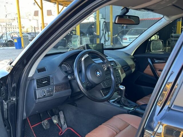 Черный БМВ Х3, объемом двигателя 2 л и пробегом 300 тыс. км за 8800 $, фото 4 на Automoto.ua