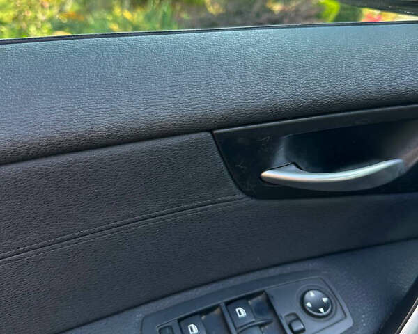 Черный БМВ Х3, объемом двигателя 2 л и пробегом 278 тыс. км за 8700 $, фото 5 на Automoto.ua