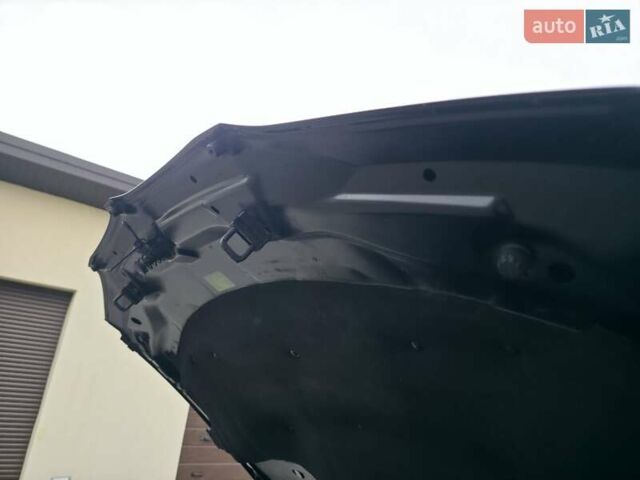 Чорний БМВ Х3, об'ємом двигуна 2 л та пробігом 249 тис. км за 8333 $, фото 57 на Automoto.ua