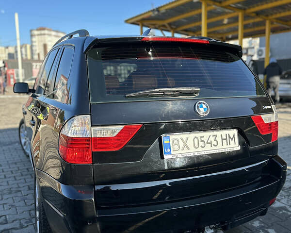 Черный БМВ Х3, объемом двигателя 2 л и пробегом 300 тыс. км за 9800 $, фото 1 на Automoto.ua