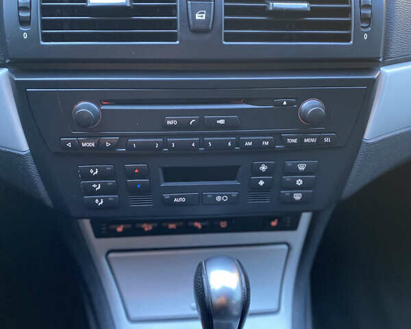 Черный БМВ Х3, объемом двигателя 2 л и пробегом 264 тыс. км за 10700 $, фото 38 на Automoto.ua