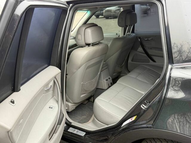 Чорний БМВ Х3, об'ємом двигуна 3 л та пробігом 219 тис. км за 8800 $, фото 4 на Automoto.ua