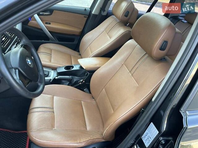 Чорний БМВ Х3, об'ємом двигуна 2 л та пробігом 272 тис. км за 9900 $, фото 19 на Automoto.ua