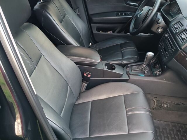 Черный БМВ Х3, объемом двигателя 3 л и пробегом 240 тыс. км за 8300 $, фото 5 на Automoto.ua