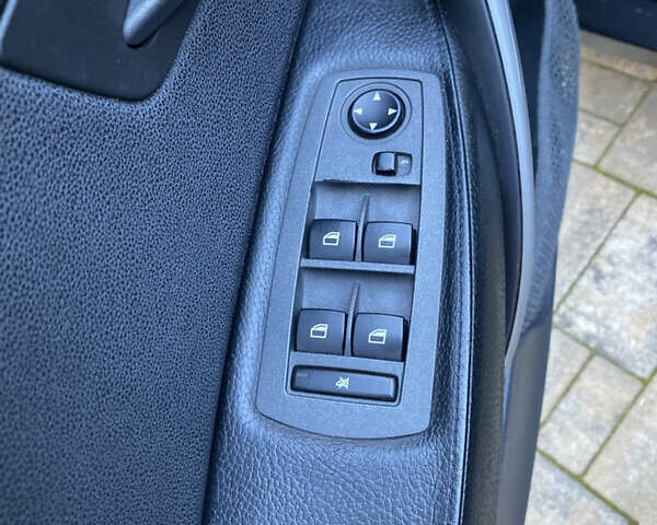 Черный БМВ Х3, объемом двигателя 2 л и пробегом 264 тыс. км за 10700 $, фото 25 на Automoto.ua