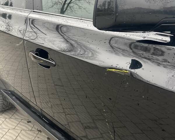 Черный БМВ Х3, объемом двигателя 2 л и пробегом 295 тыс. км за 10500 $, фото 4 на Automoto.ua