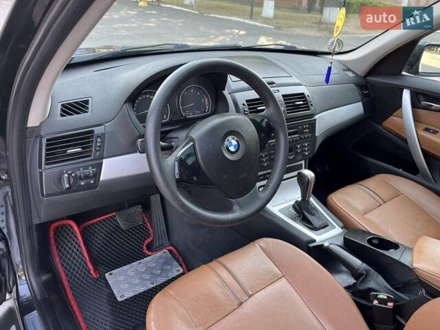 Чорний БМВ Х3, об'ємом двигуна 2 л та пробігом 272 тис. км за 9900 $, фото 18 на Automoto.ua