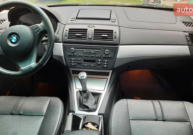 Чорний БМВ Х3, об'ємом двигуна 2 л та пробігом 250 тис. км за 11500 $, фото 14 на Automoto.ua