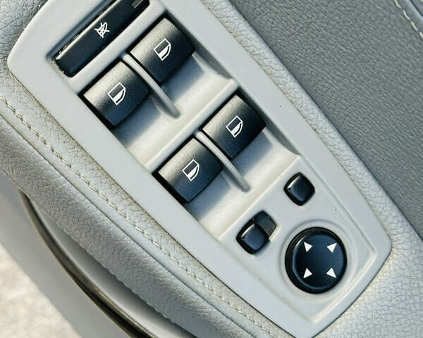 Чорний БМВ Х3, об'ємом двигуна 3 л та пробігом 220 тис. км за 9200 $, фото 25 на Automoto.ua