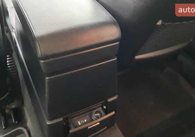 Чорний БМВ Х3, об'ємом двигуна 2 л та пробігом 250 тис. км за 11500 $, фото 28 на Automoto.ua