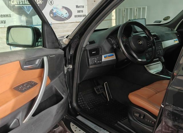 Черный БМВ Х3, объемом двигателя 3 л и пробегом 250 тыс. км за 6200 $, фото 3 на Automoto.ua