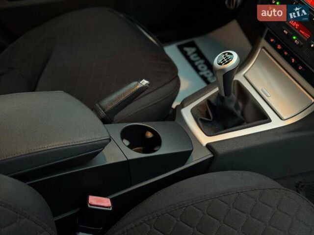 Черный БМВ Х3, объемом двигателя 2 л и пробегом 290 тыс. км за 8430 $, фото 24 на Automoto.ua