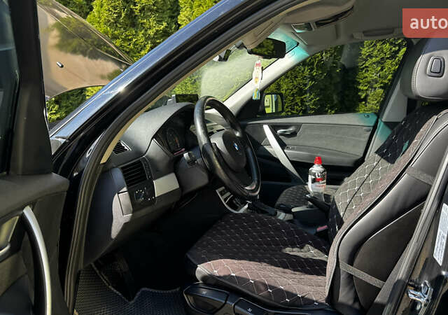 Черный БМВ Х3, объемом двигателя 2 л и пробегом 332 тыс. км за 11000 $, фото 1 на Automoto.ua