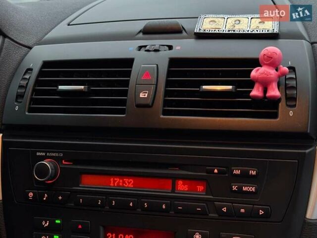 Черный БМВ Х3, объемом двигателя 2 л и пробегом 290 тыс. км за 8430 $, фото 29 на Automoto.ua