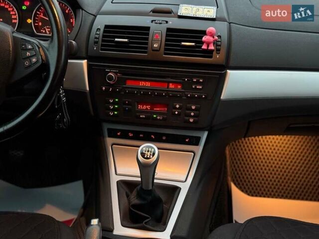 Черный БМВ Х3, объемом двигателя 2 л и пробегом 290 тыс. км за 8430 $, фото 21 на Automoto.ua