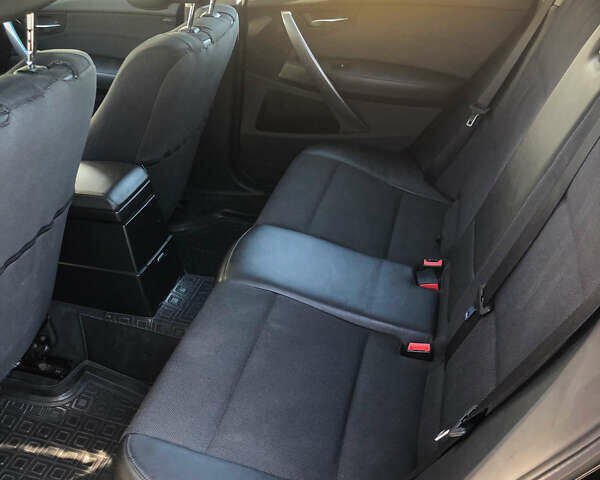 Черный БМВ Х3, объемом двигателя 2 л и пробегом 216 тыс. км за 10300 $, фото 6 на Automoto.ua