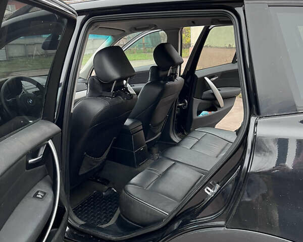 Чорний БМВ Х3, об'ємом двигуна 2 л та пробігом 291 тис. км за 8999 $, фото 4 на Automoto.ua