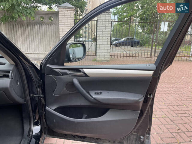 Чорний БМВ Х3, об'ємом двигуна 2 л та пробігом 227 тис. км за 10700 $, фото 22 на Automoto.ua