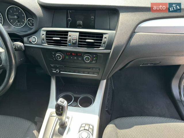 Черный БМВ Х3, объемом двигателя 2 л и пробегом 302 тыс. км за 15500 $, фото 17 на Automoto.ua