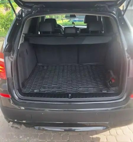 Черный БМВ Х3, объемом двигателя 2 л и пробегом 290 тыс. км за 12500 $, фото 5 на Automoto.ua