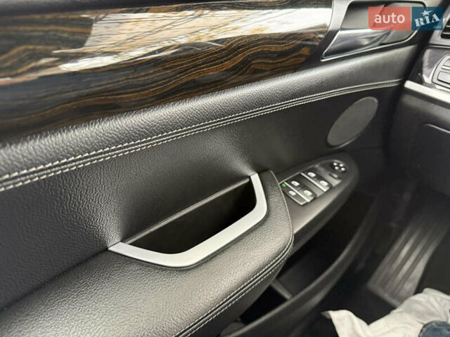 БМВ Х3 2011 у Житомирі на Automoto.ua Чорний БМВ Х3, об'ємом двигуна 2 л та пробігом 302 тис. км за 17500 $, фото 11 на Automoto.ua