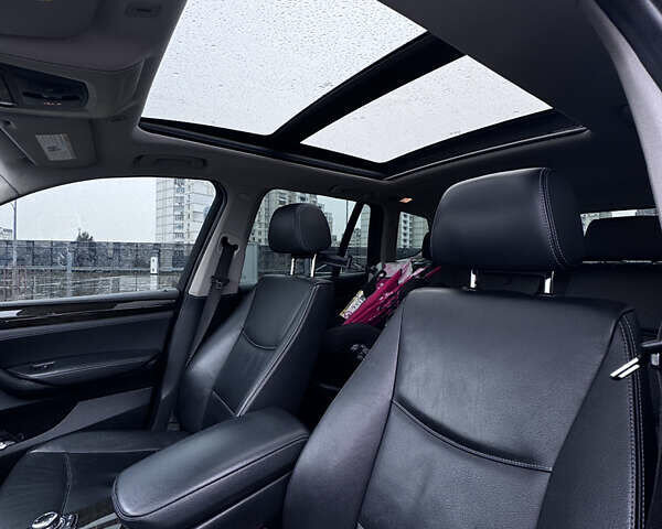 Чорний БМВ Х3, об'ємом двигуна 3 л та пробігом 267 тис. км за 12500 $, фото 17 на Automoto.ua