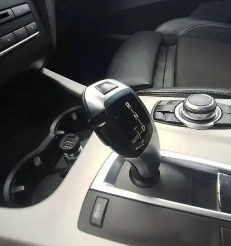 Черный БМВ Х3, объемом двигателя 2 л и пробегом 290 тыс. км за 12500 $, фото 8 на Automoto.ua