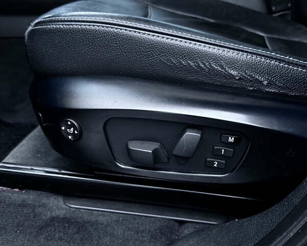 Чорний БМВ Х3, об'ємом двигуна 3 л та пробігом 267 тис. км за 12500 $, фото 13 на Automoto.ua