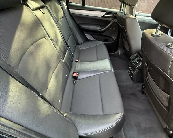 Чорний БМВ Х3, об'ємом двигуна 2 л та пробігом 300 тис. км за 14500 $, фото 17 на Automoto.ua