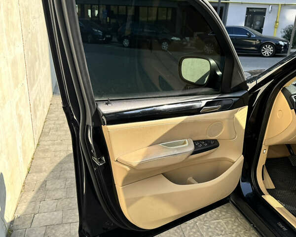 Чорний БМВ Х3, об'ємом двигуна 3 л та пробігом 194 тис. км за 11900 $, фото 4 на Automoto.ua