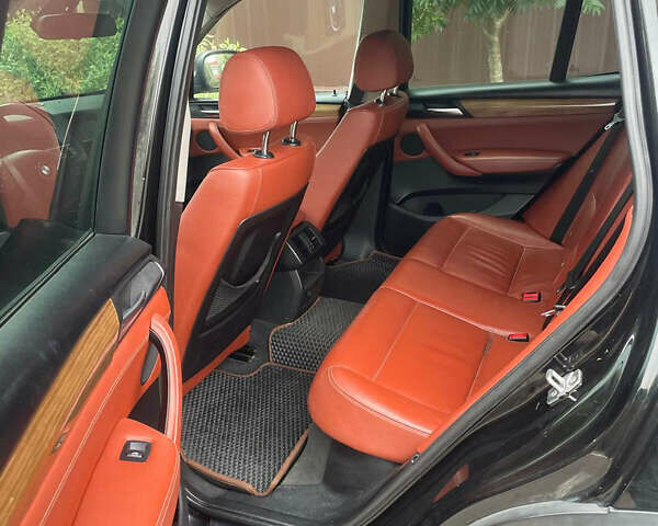 Чорний БМВ Х3, об'ємом двигуна 3.01 л та пробігом 308 тис. км за 11900 $, фото 9 на Automoto.ua