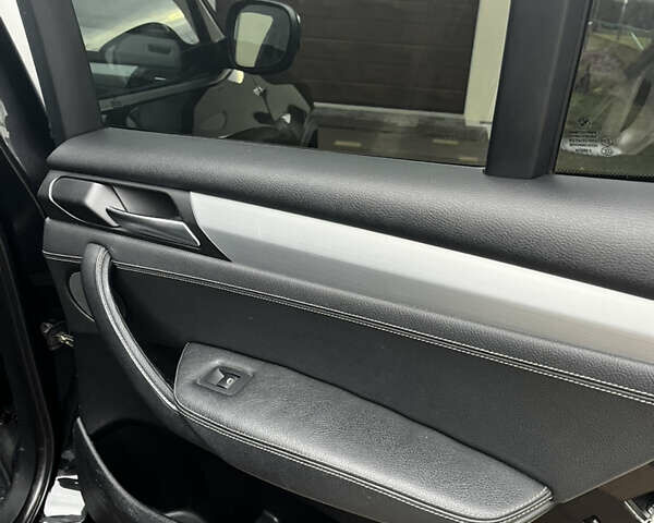 Черный БМВ Х3, объемом двигателя 2 л и пробегом 266 тыс. км за 15300 $, фото 11 на Automoto.ua