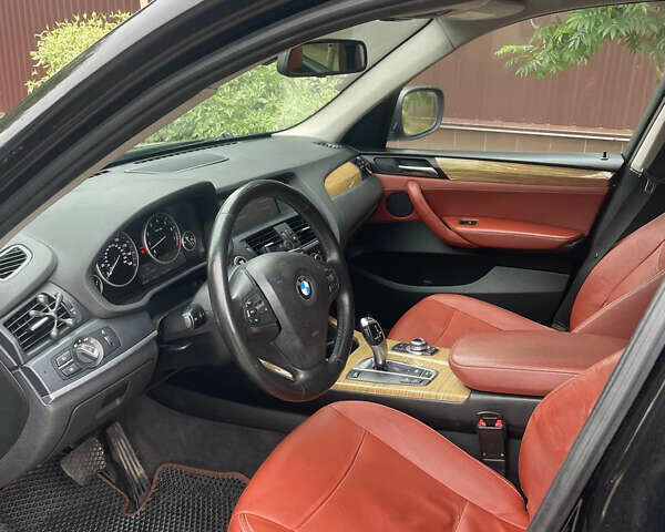 Чорний БМВ Х3, об'ємом двигуна 3.01 л та пробігом 308 тис. км за 11900 $, фото 6 на Automoto.ua