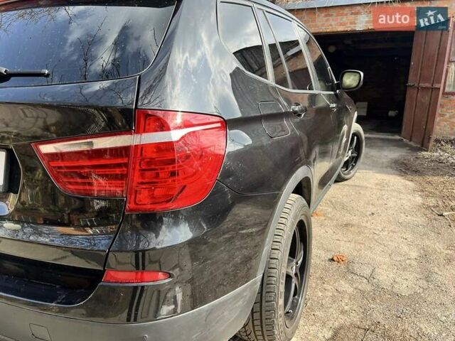 Черный БМВ Х3, объемом двигателя 3 л и пробегом 290 тыс. км за 12000 $, фото 2 на Automoto.ua