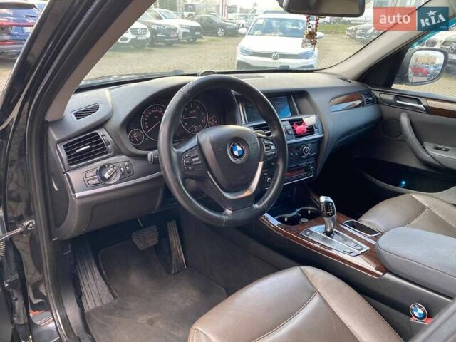 Черный БМВ Х3, объемом двигателя 2 л и пробегом 216 тыс. км за 15500 $, фото 10 на Automoto.ua