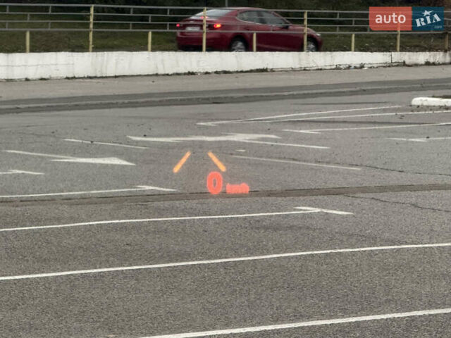 Чорний БМВ Х3, об'ємом двигуна 2 л та пробігом 193 тис. км за 14500 $, фото 8 на Automoto.ua