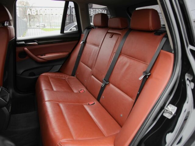 Чорний БМВ Х3, об'ємом двигуна 2 л та пробігом 260 тис. км за 10800 $, фото 7 на Automoto.ua