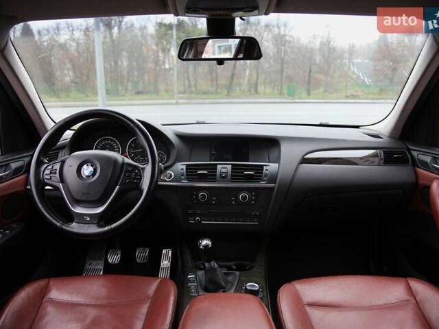 Черный БМВ Х3, объемом двигателя 2 л и пробегом 260 тыс. км за 10800 $, фото 11 на Automoto.ua